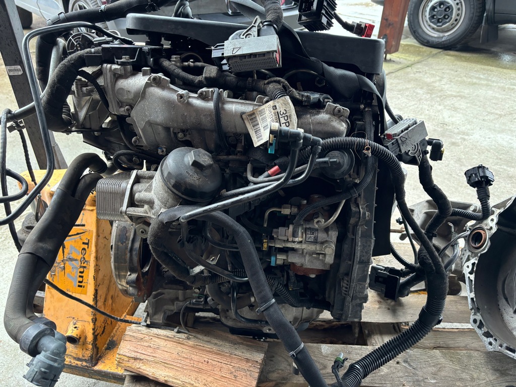Moteur A 17 DTR — vue 2
