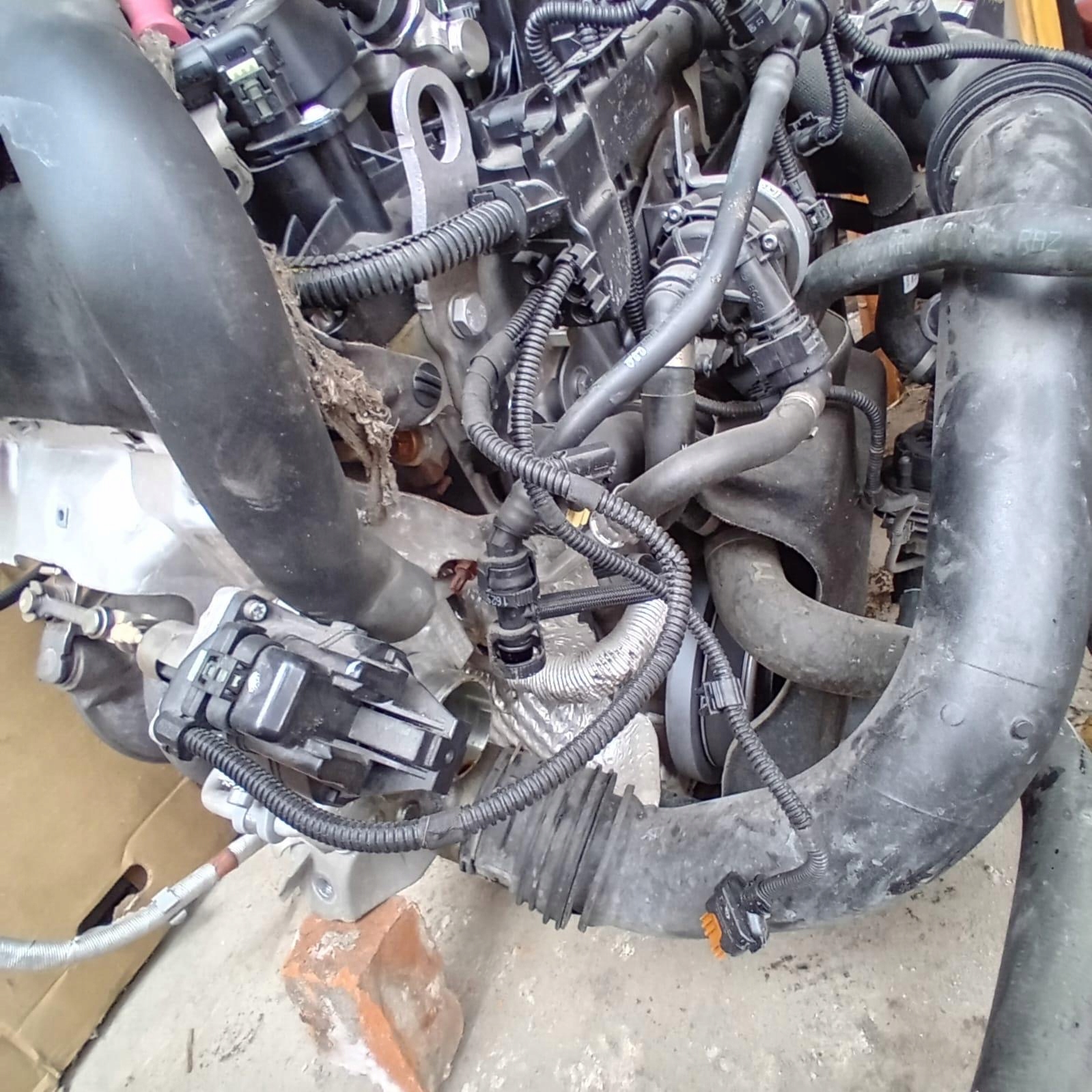 Moteur B46 B20 B — vue 4