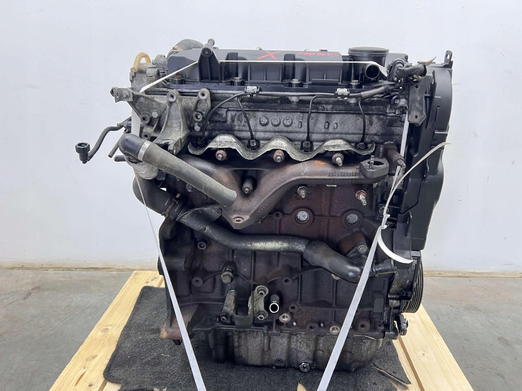 Moteur D 4204 T — vue 1