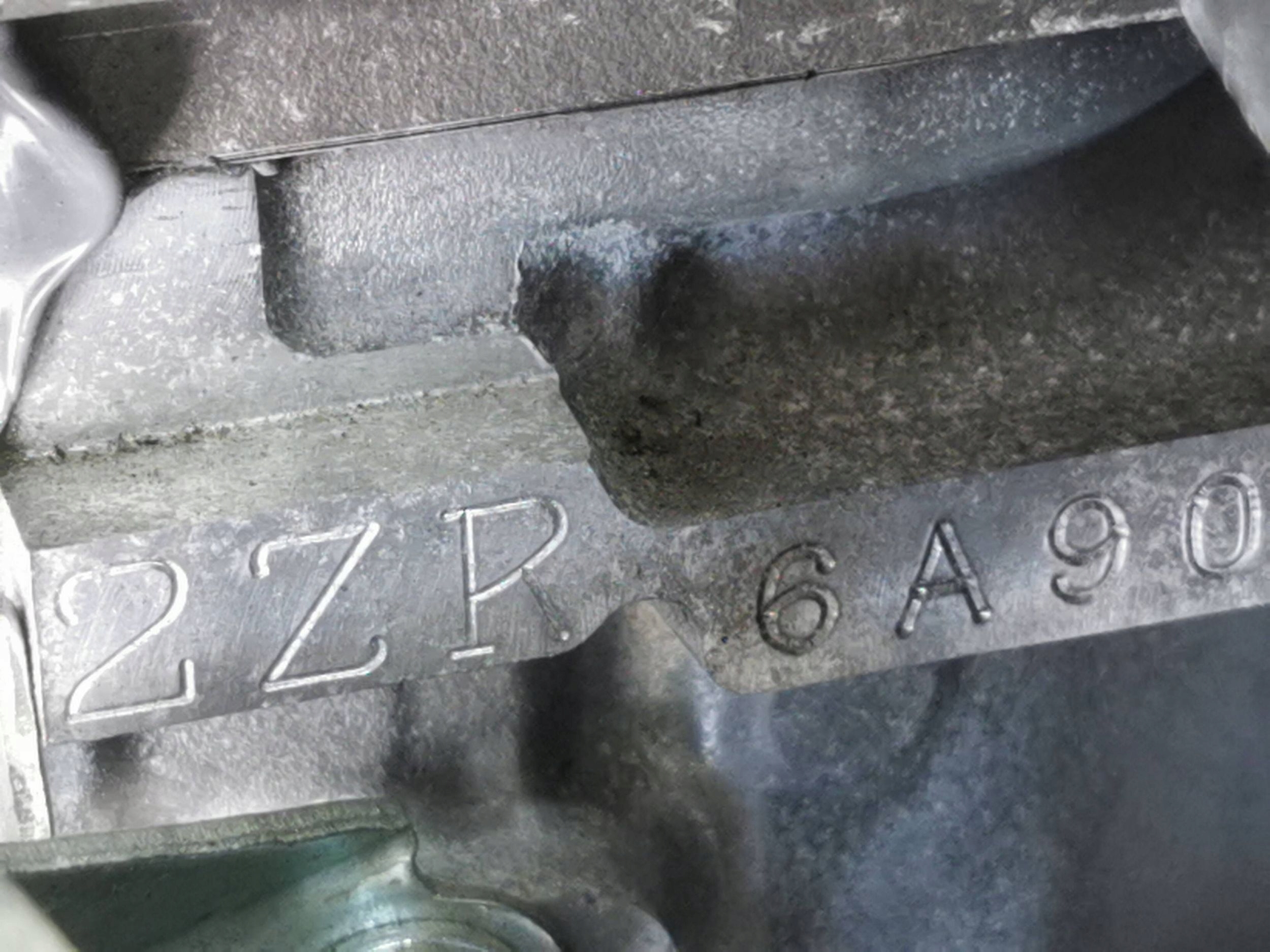 Moteur 2ZR-FXE — vue 11