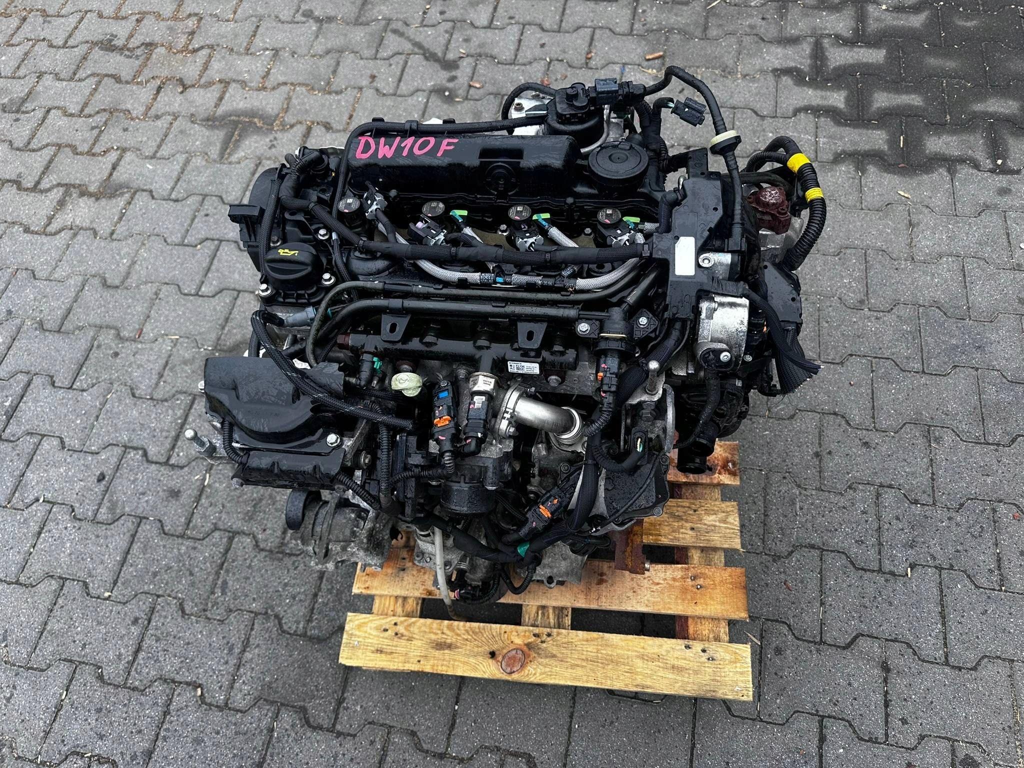 Moteur AHE (DW10FD) — vue 1