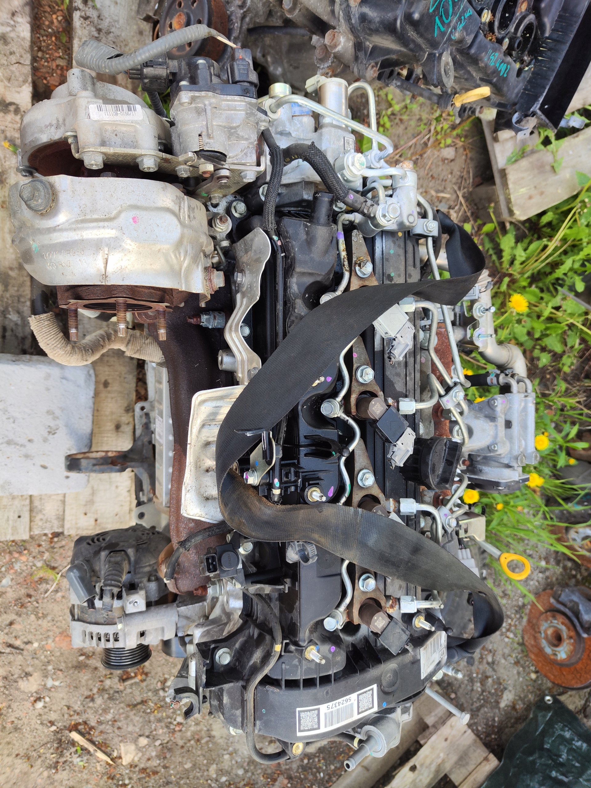 Moteur 1AD-FTV — vue 3