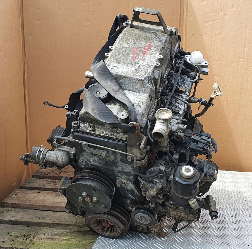 Moteur 4M41 — vue 1