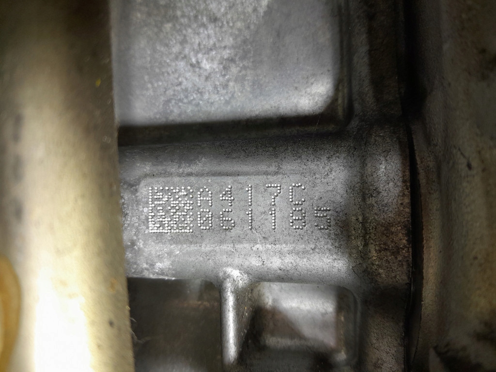 Moteur 8AR-FTS — vue 4