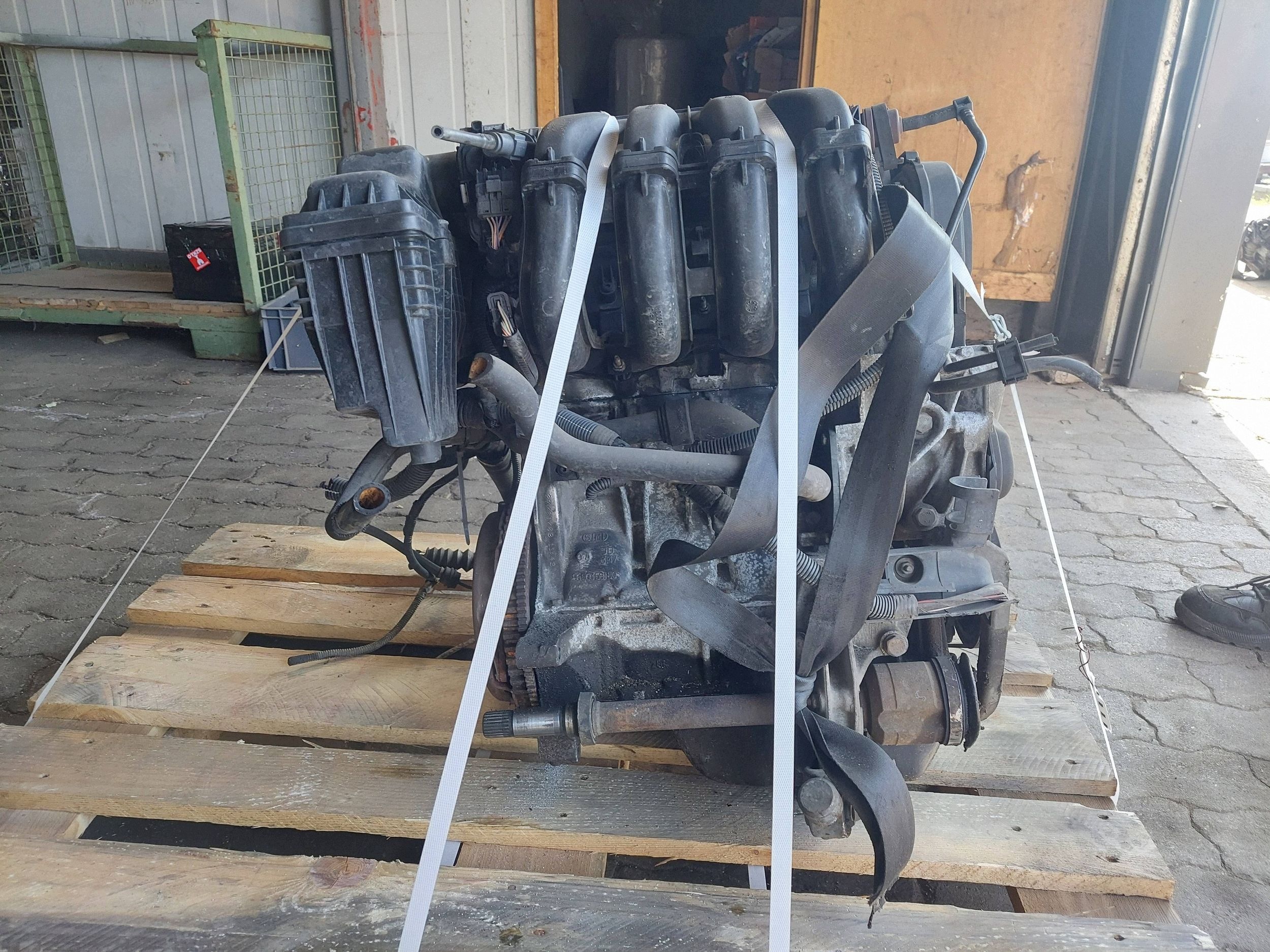 Moteur KFU (ET3J4) - Image 1
