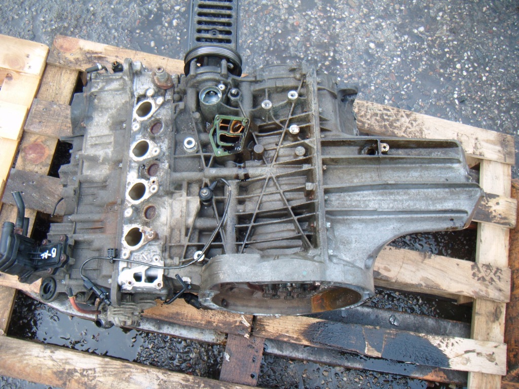 Moteur M 266.980 — vue 4