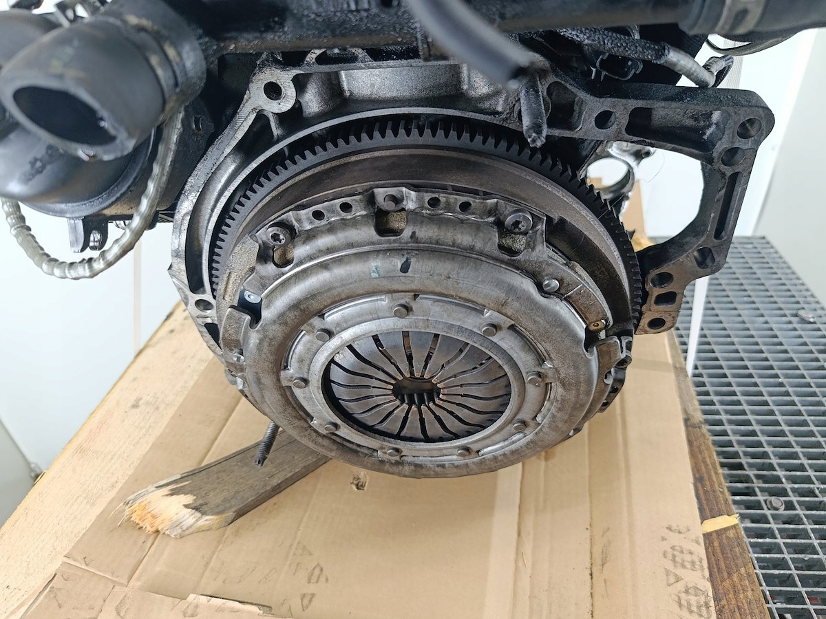 Moteur 9HX (DV6ATED4) — vue 2