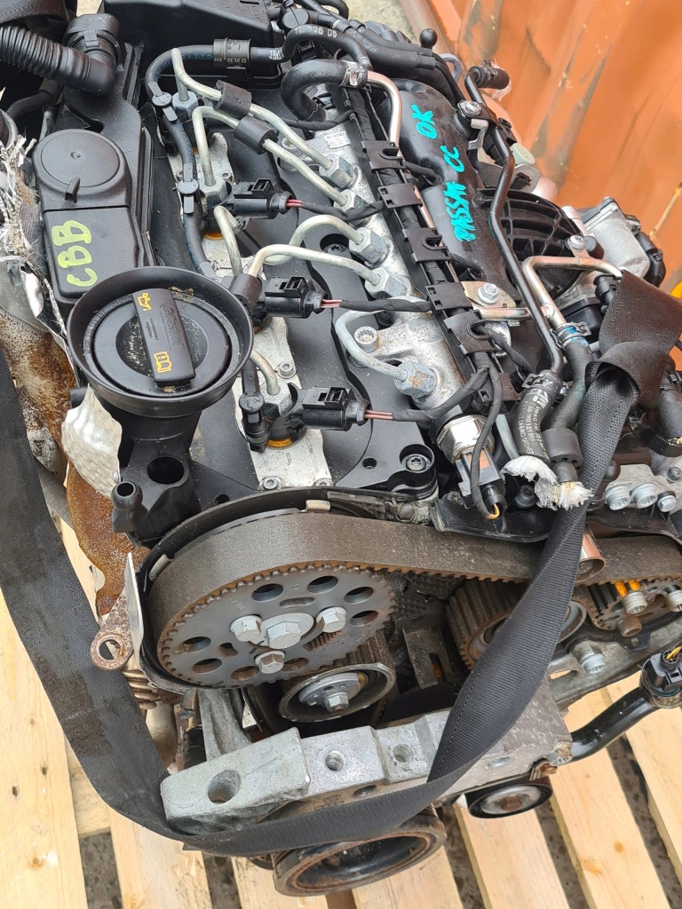 Moteur CBAA — vue 2