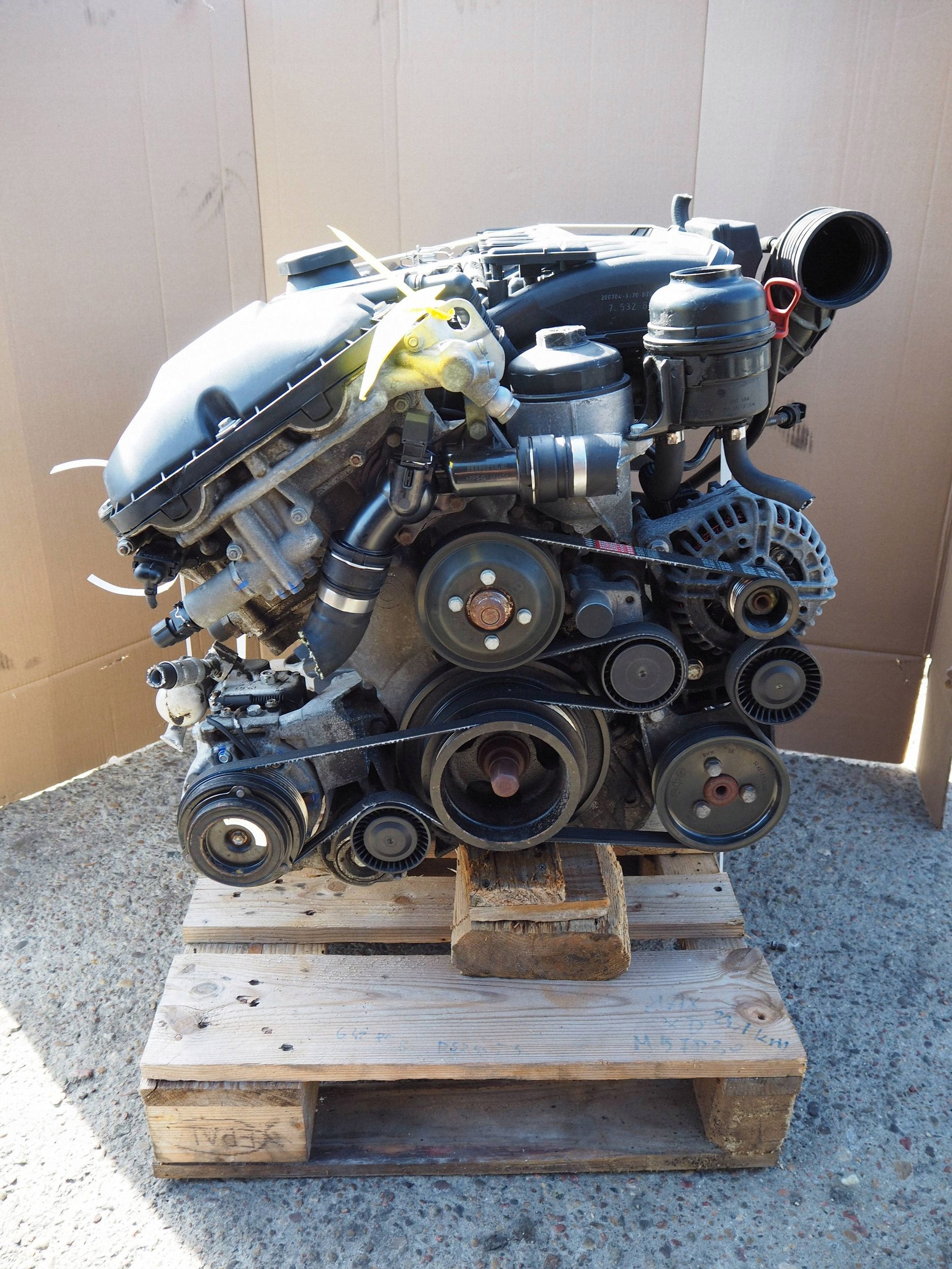 Moteur M54 B25 (256S5) - Image 1