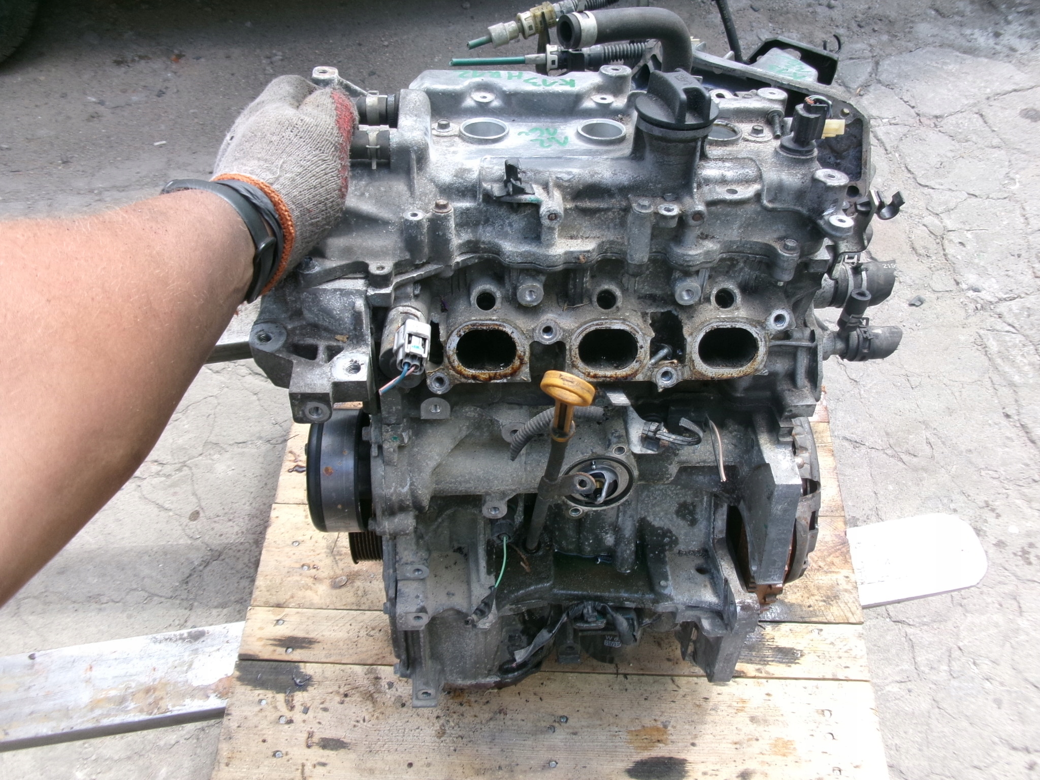 Moteur HR12DDR — vue 1