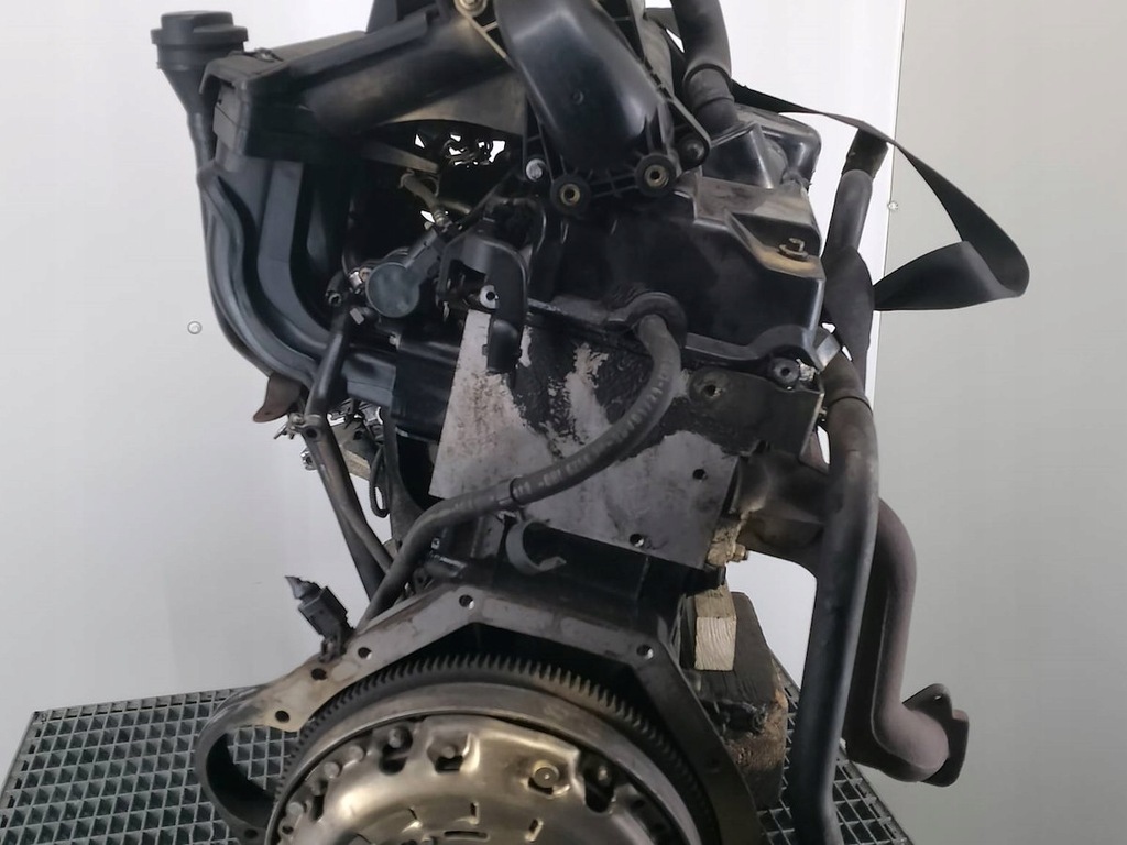 Moteur M 111.948 — vue 4
