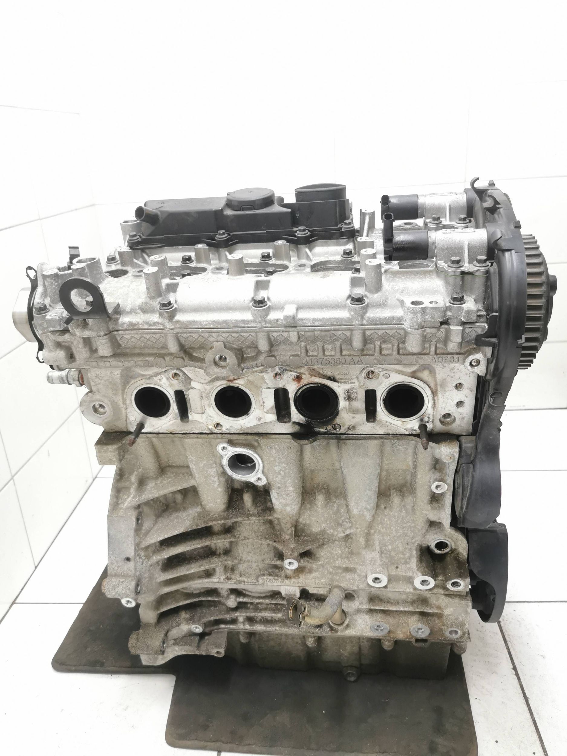 Moteur B 4204 T37 - Image 1