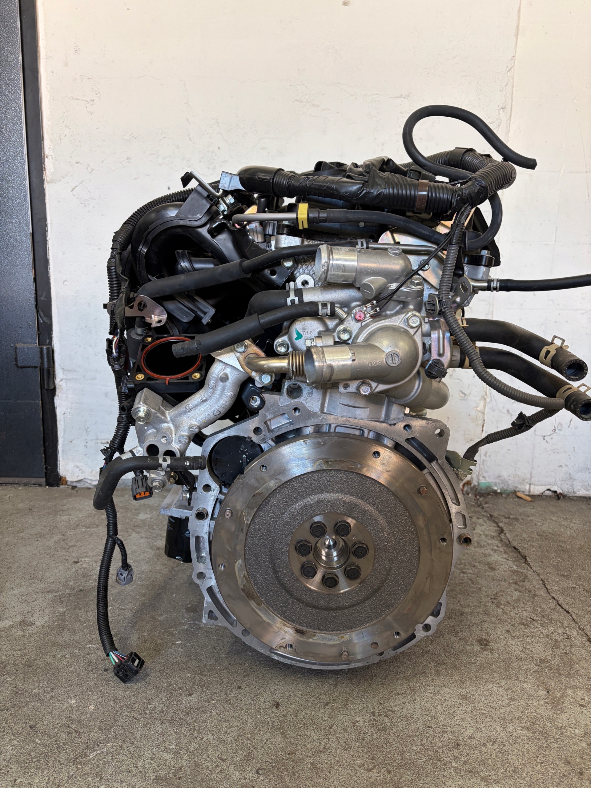 Moteur 4B12 — vue 4