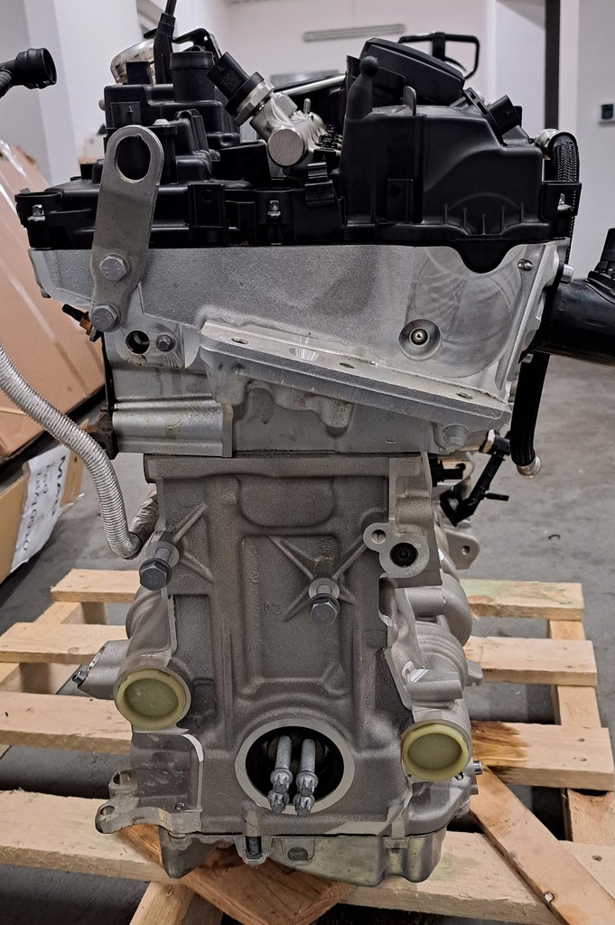 Moteur B48 A20 A — vue 3