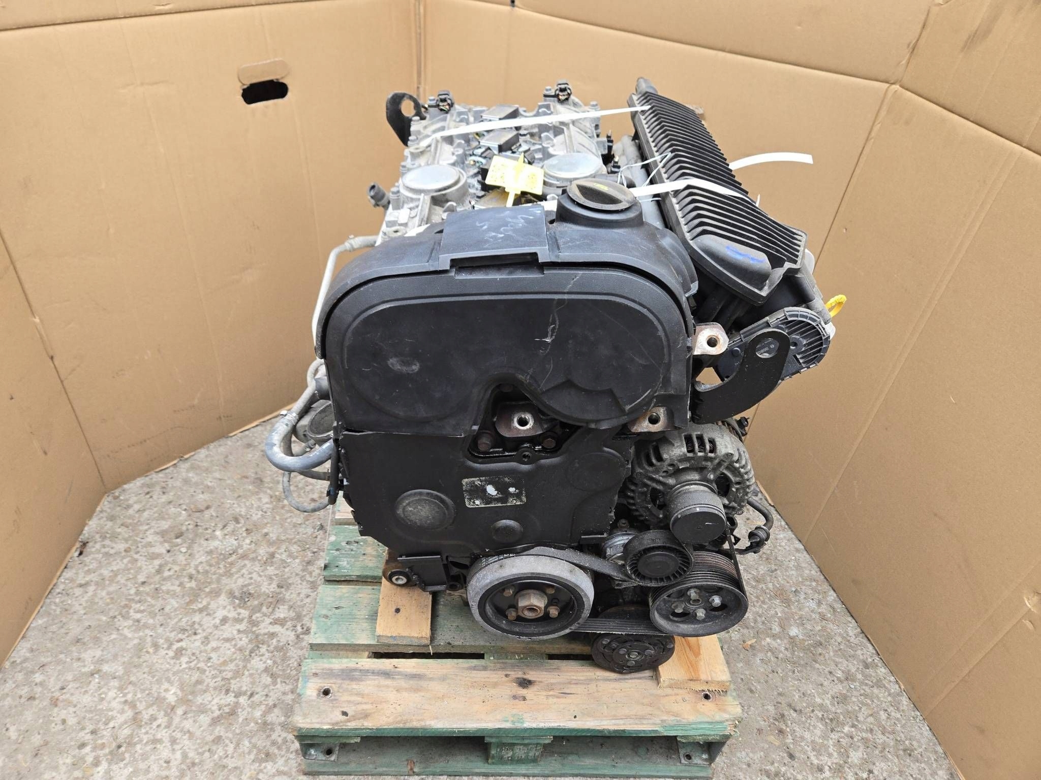 Moteur B 5254 T6 — vue 1