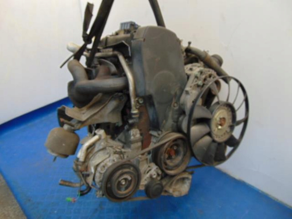 Moteur AZM — vue 4