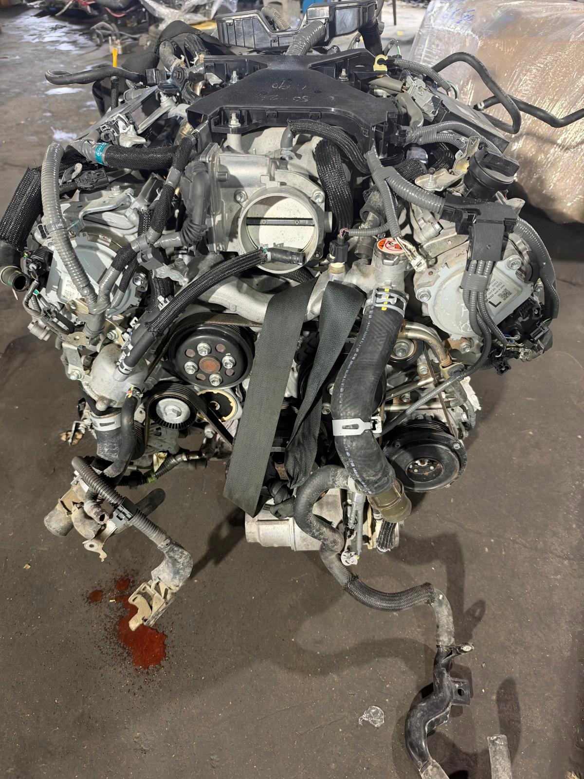 Moteur 2UR-GSE - Image 2