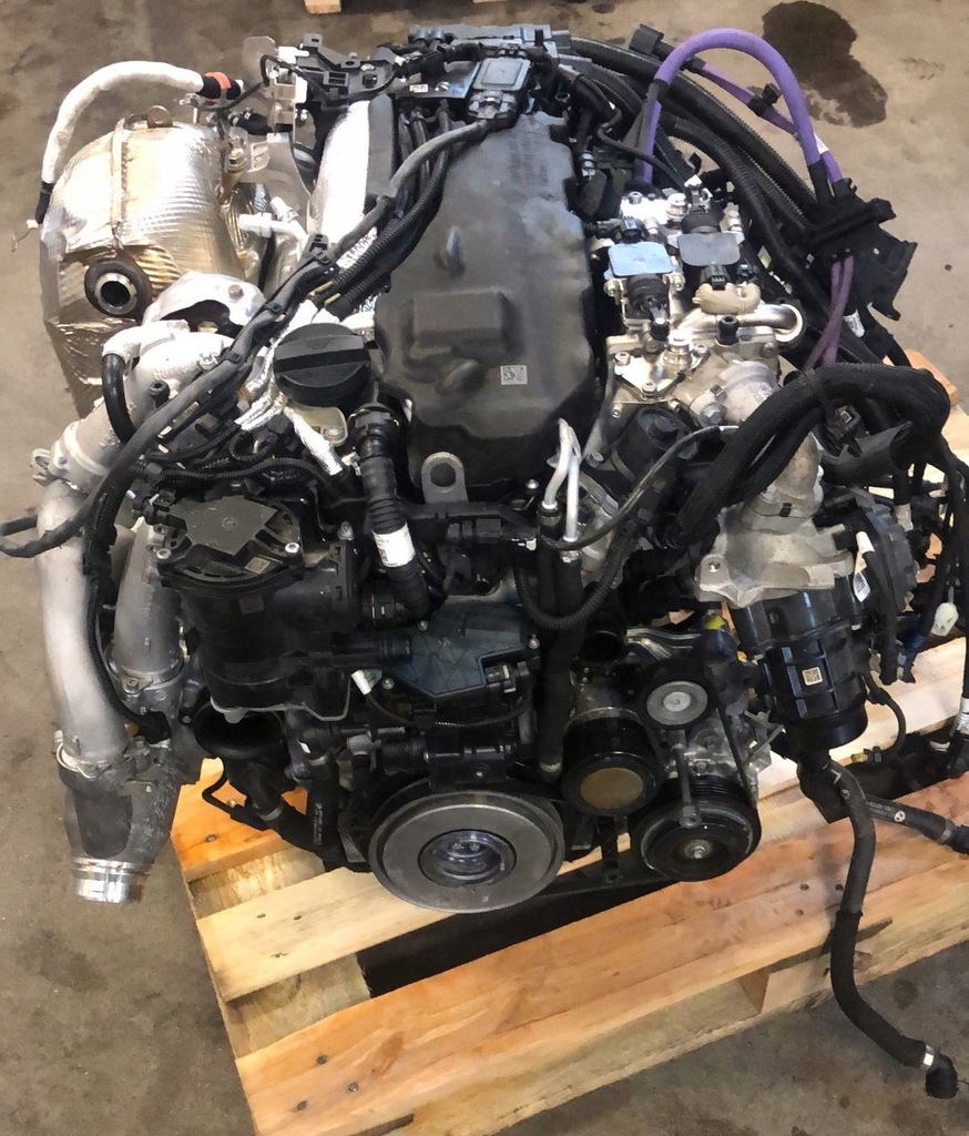 Moteur B57 D30 B — vue 1