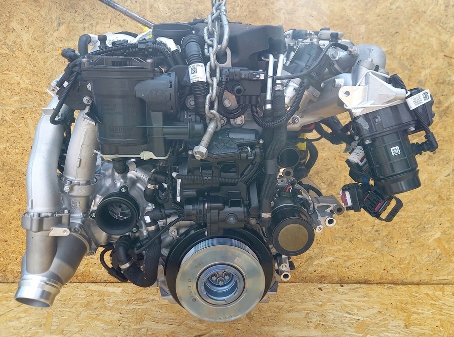 Moteur B57 D30 B — vue 1