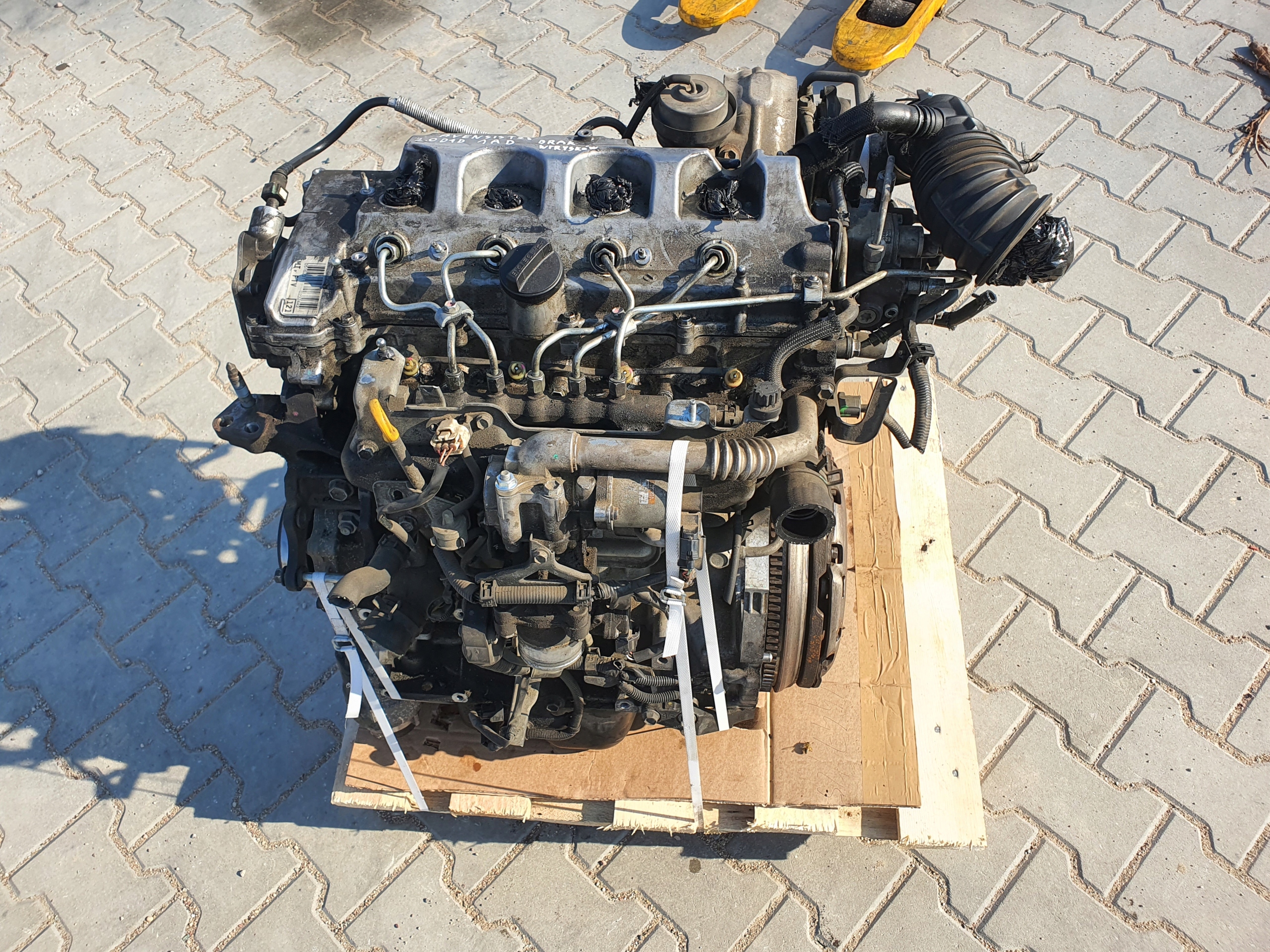 Moteur 1AD-FTV — vue 1