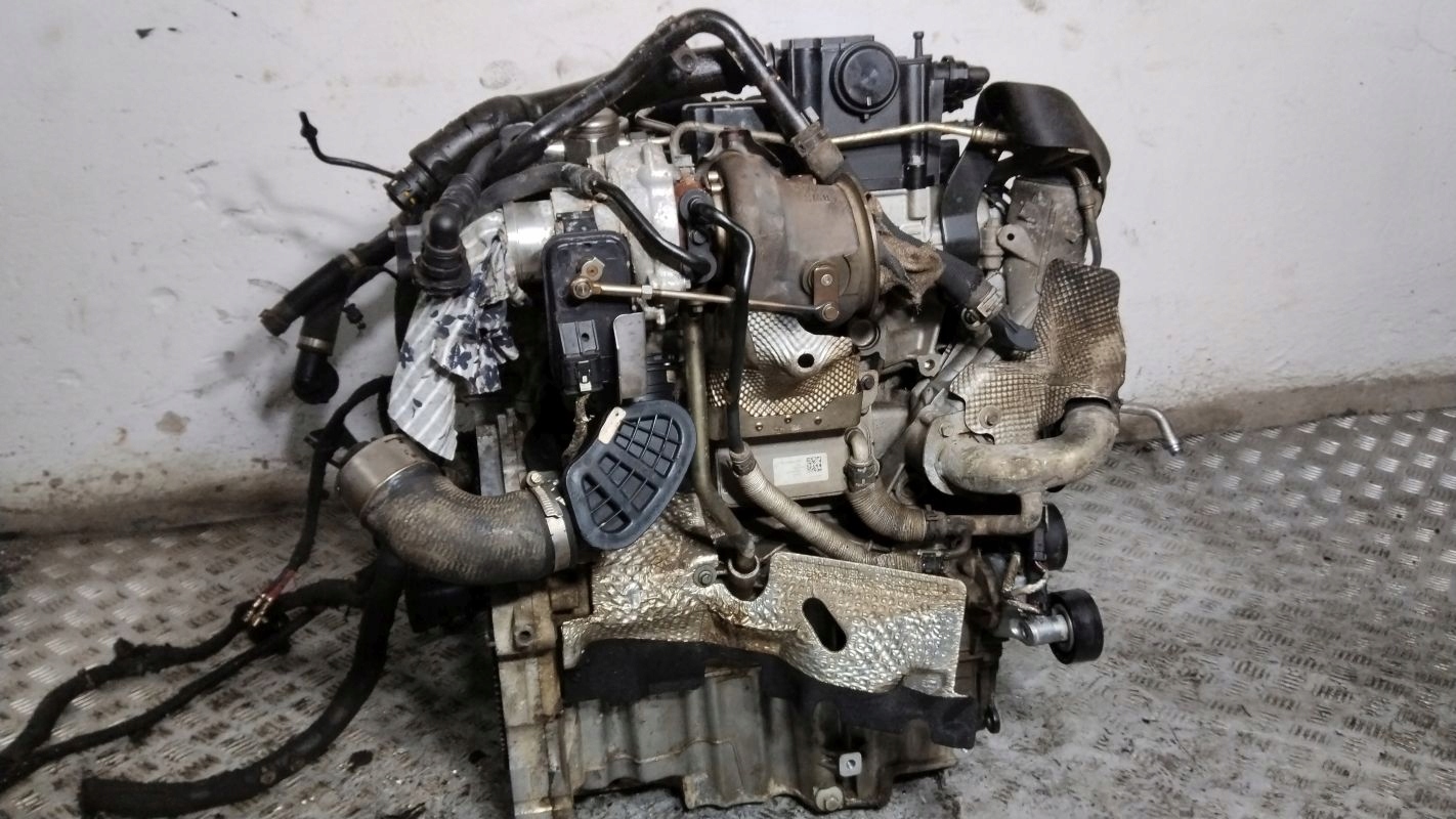 Moteur PT204(AJ20P4) — vue 1