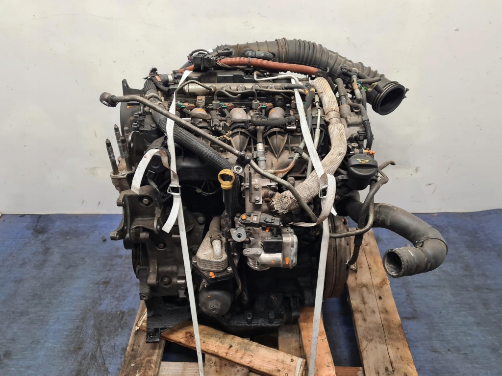 Moteur 4HK — vue 1