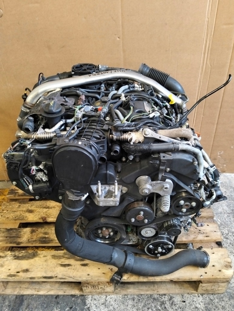 Moteur UHZ (DT17TED4) — vue 4