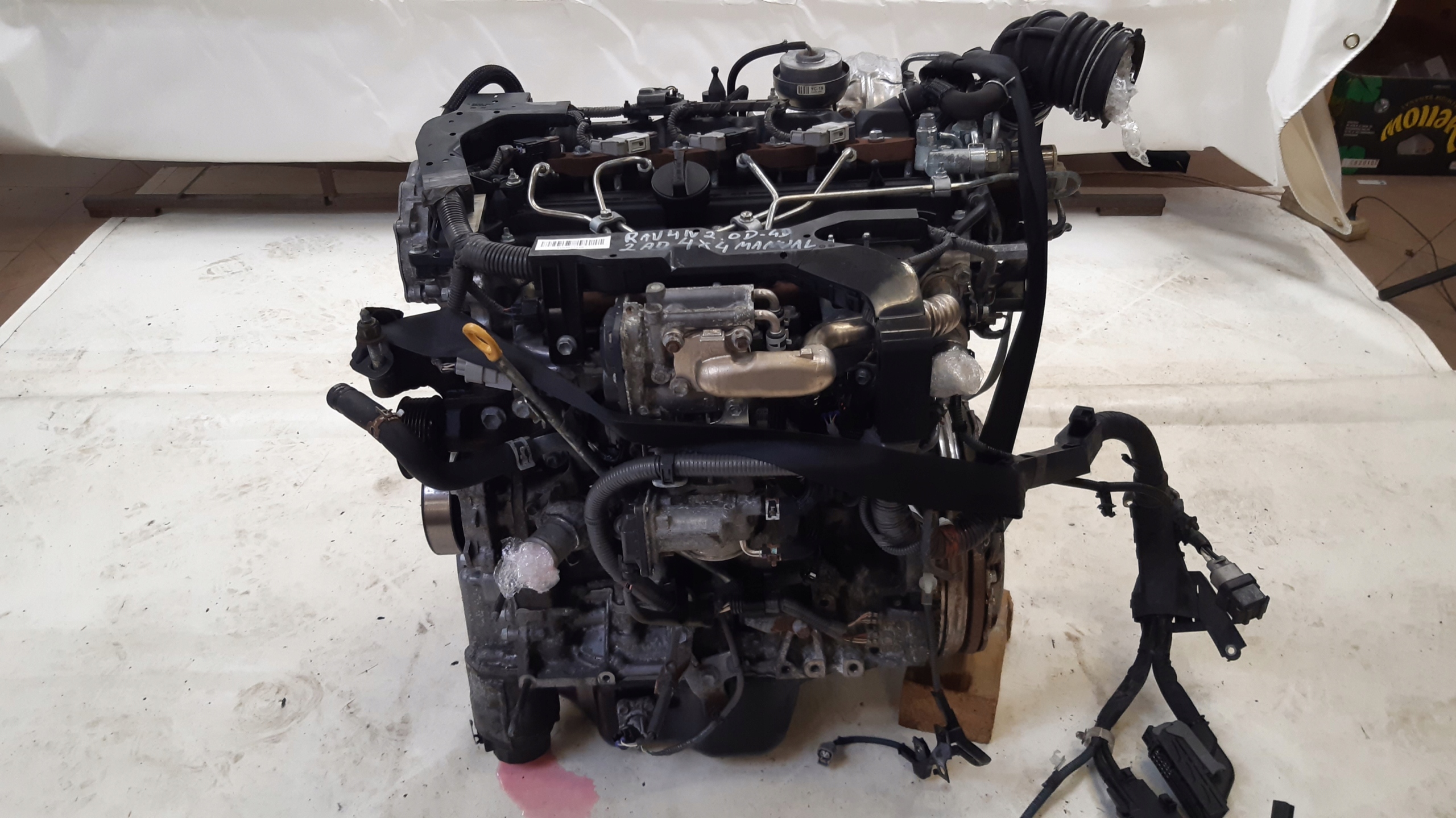 Moteur 2AD-FHV — vue 1