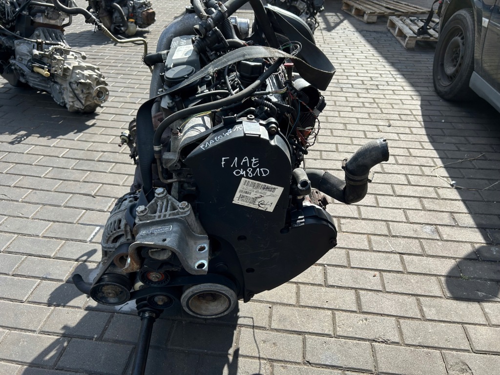 Moteur F1AE0481D — vue 4