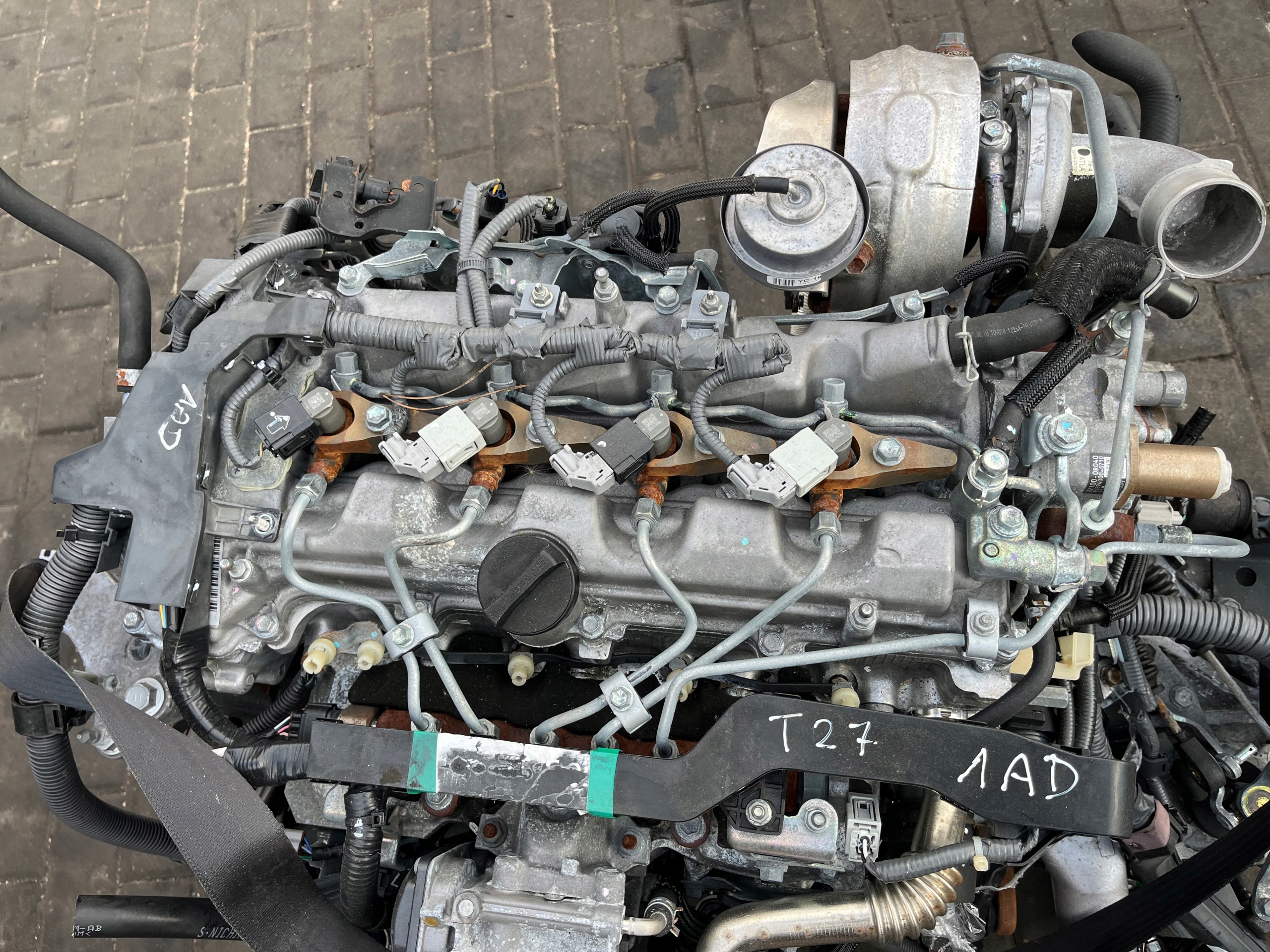 Moteur 1AD-FTV — vue 5