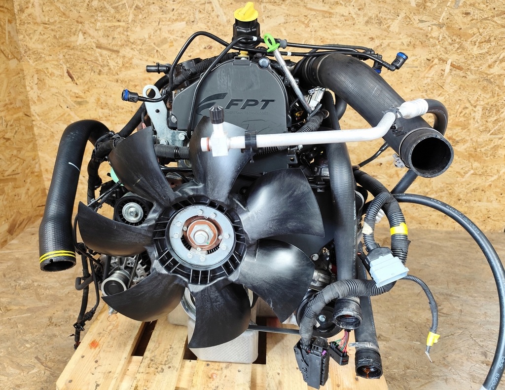 Moteur F1AGL411A — vue 2