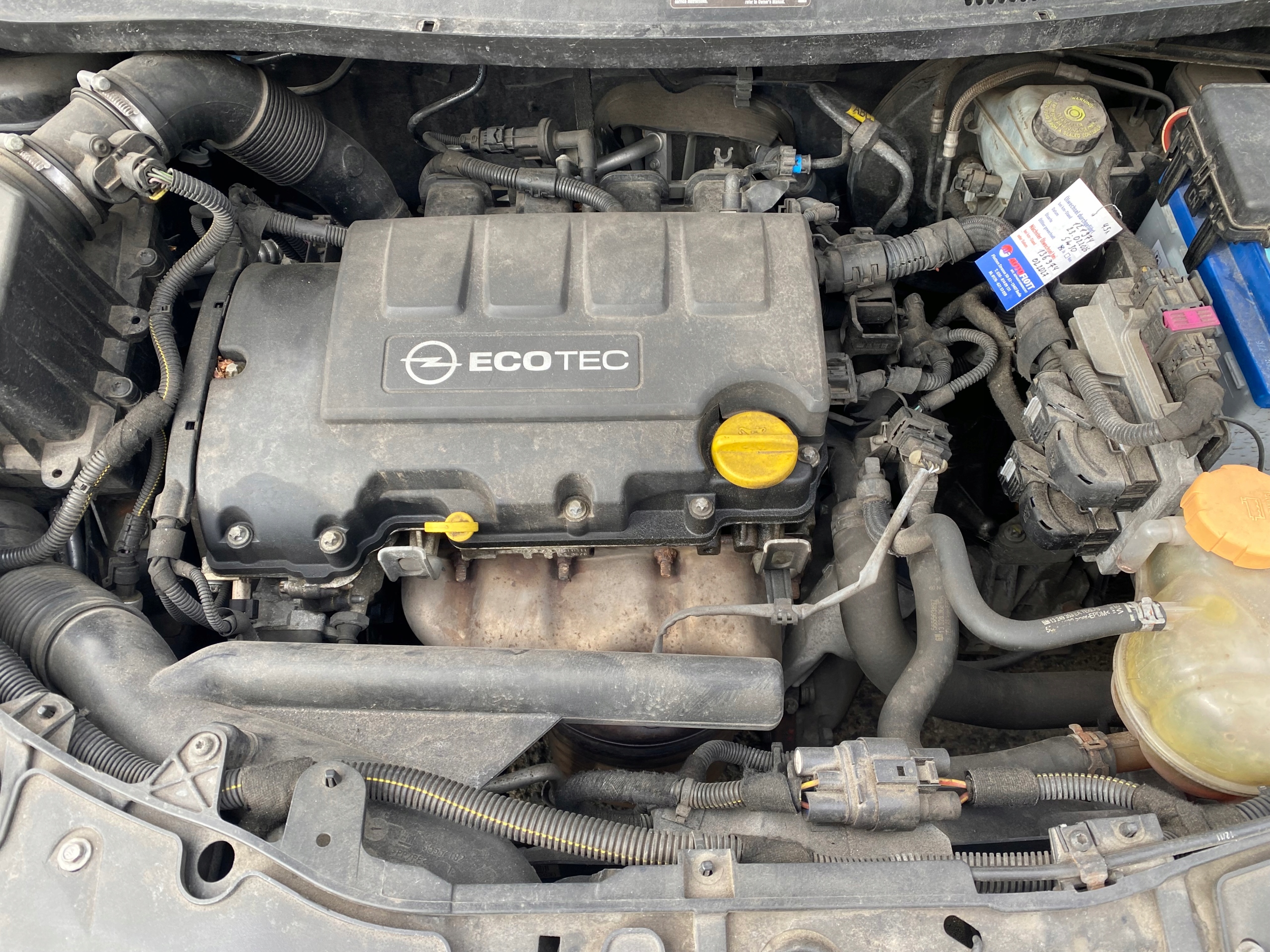 Moteur A 12 XER — vue 1