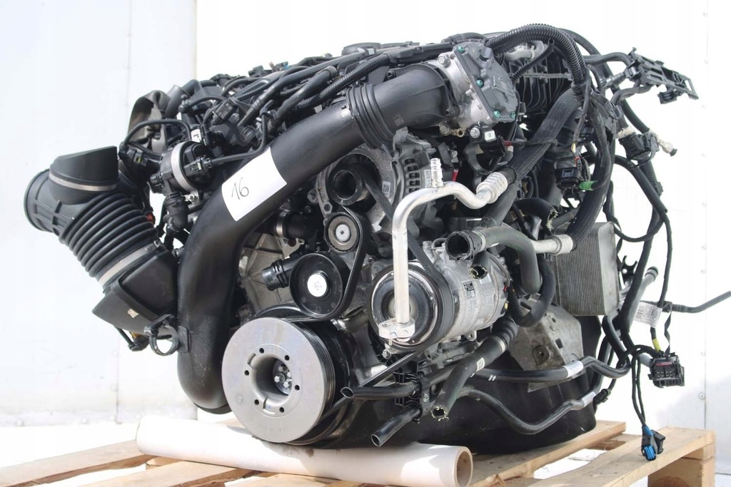 Moteur B58 B30 C — vue 2